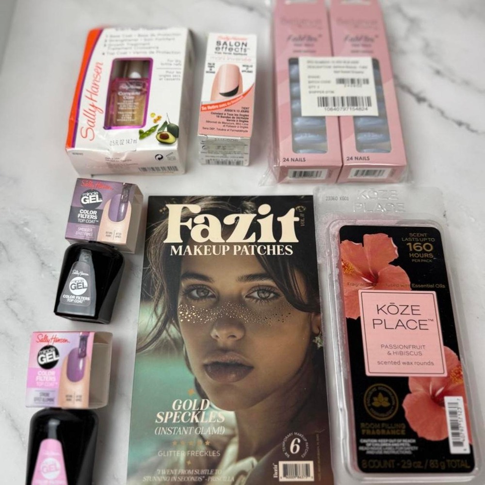 Beauty Bundle 7 pcs Sally Hansen Nail Fazit Speckles etc